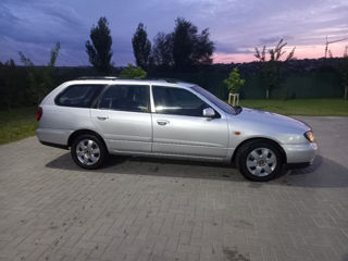 Nissan Primera foto 3