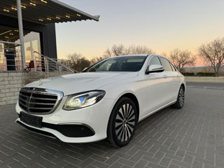 Mercedes E-Class foto 2