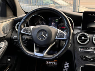 Mercedes C-Class foto 9