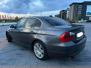 BMW 3 Series foto 4