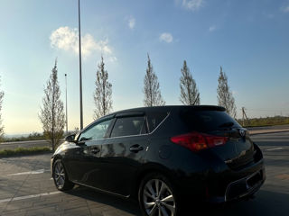 Toyota Auris foto 6