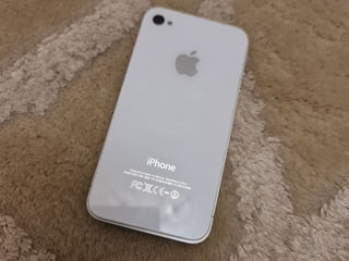 Продам iphone 4