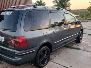 Volkswagen Sharan foto 5