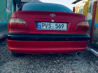 Toyota Avensis foto 5