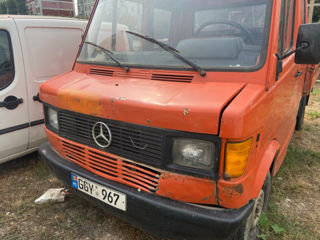 Mercedes D 208