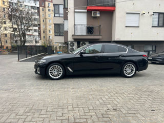 BMW 5 Series foto 7