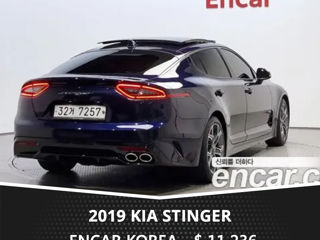 KIA Stinger foto 3