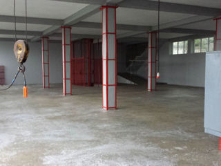 Se vinde OFICIU 200 m2 + Spațiu 2300 m2 pentru producție / depozitare ( Posibilă vânzare în bucati) foto 7