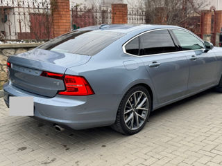 Volvo S90 foto 4