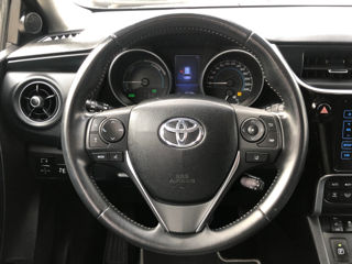 Toyota Auris foto 9