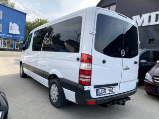 Mercedes Sprinter 9 locuri foto 2