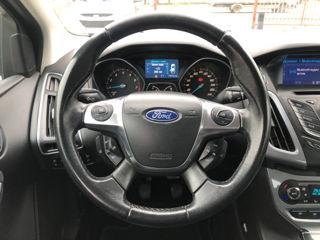 Ford Focus foto 9