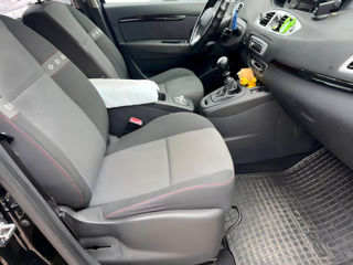 Renault Scenic foto 8