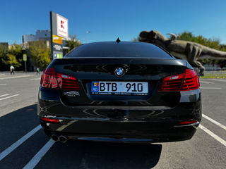 BMW 5 Series foto 3