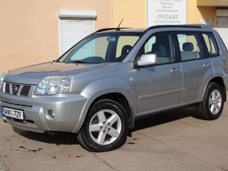 Nissan X-Trail foto 3