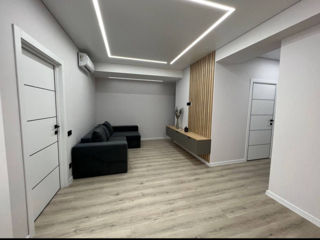 Apartament cu 2 camere, 75 m², Sculeni, Chișinău foto 2