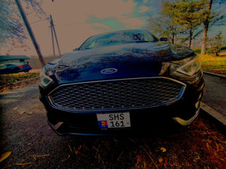 Ford Fusion foto 9