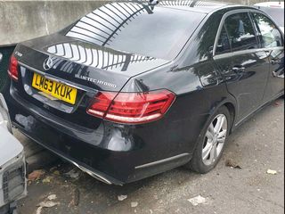 Dezmembrez E300 Hybrid, 2.2 foto 2