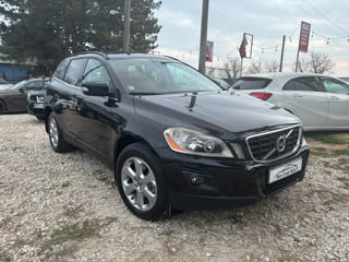 Volvo XC60 foto 2