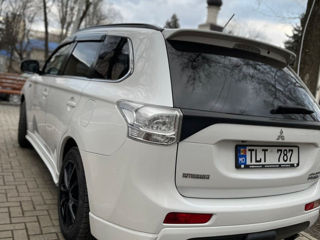 Mitsubishi Outlander foto 5