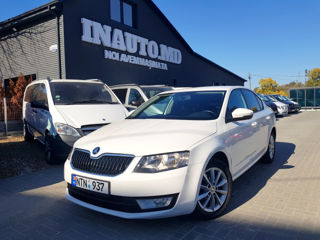 Skoda Octavia foto 1