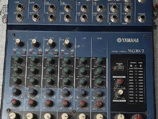 Audio Mixer Yamaha Mg-10/2