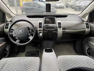 Toyota Prius foto 7