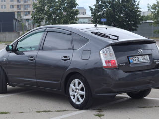 Toyota Prius foto 10