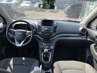 Chevrolet Orlando foto 10