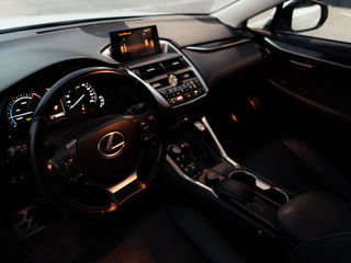 Lexus NX Series foto 3