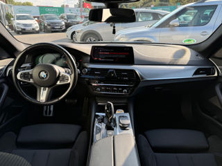 BMW 5 Series foto 10