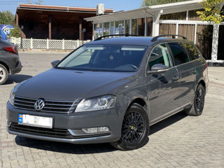 Volkswagen Passat foto 3