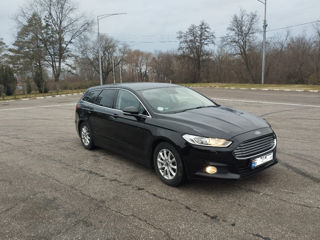 Ford Mondeo foto 2