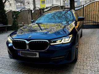 BMW 5 Series foto 2