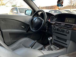 BMW 5 Series foto 15