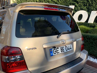 Toyota Highlander foto 3