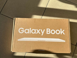 Samsung Galaxy Book 3 15.6 NP750XFG i5-1335U 16 gb Ram 512gb SSD