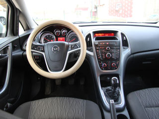 Opel Astra foto 10