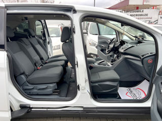 Ford C-Max foto 17