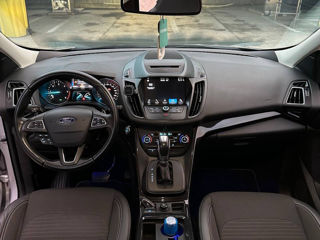 Ford Kuga foto 14