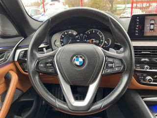 BMW 5 Series foto 8