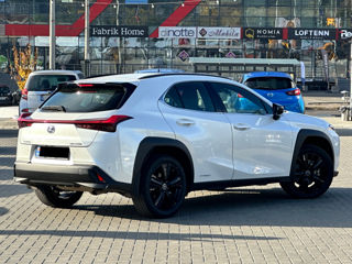 Lexus UX foto 4