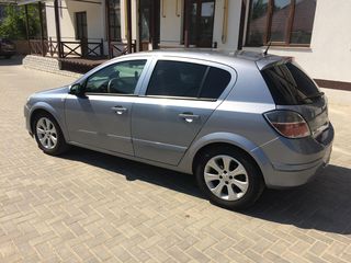 Opel Astra foto 3