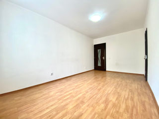 Apartament cu 3 camere, 95 m², Buiucani, Chișinău foto 8