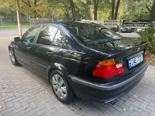 BMW 3 Series foto 5