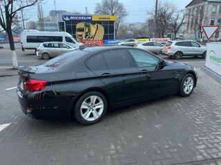 BMW 5 Series foto 3