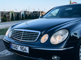 Mercedes E-Class foto 2