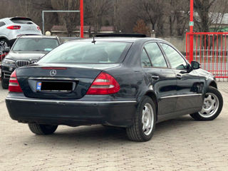 Mercedes E-Class foto 4