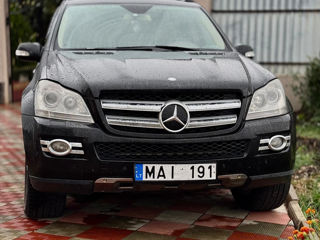 Mercedes GL-Class foto 1