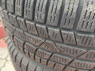 Continental  215/60/R16 foto 2